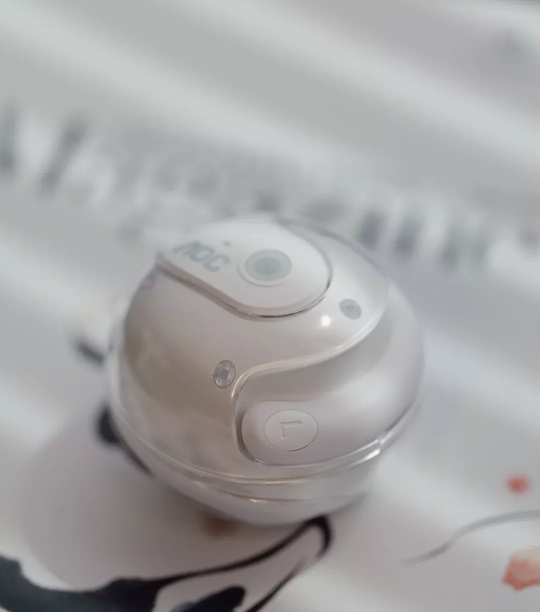 AOC小椰球蓝牙开放式耳机开箱体验 