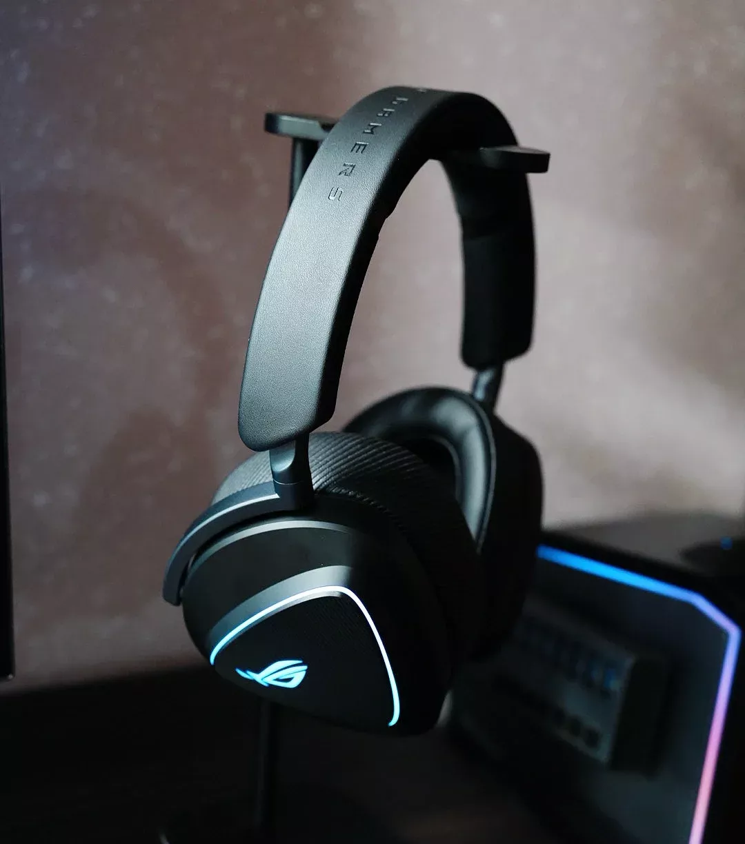 游戏搭子｜ROG 棱镜2耳机 