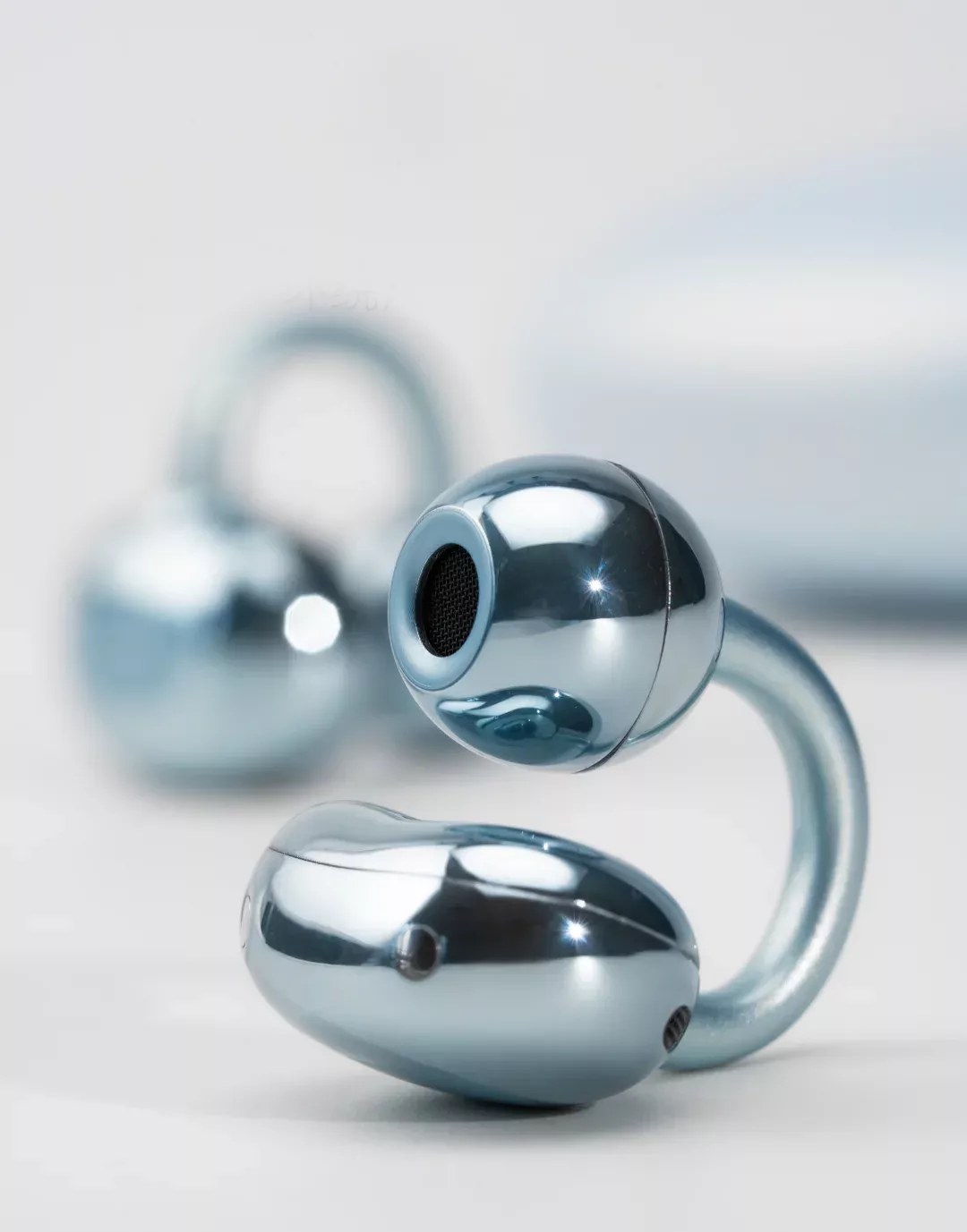 O家也做了耳夹耳机 来猜价 