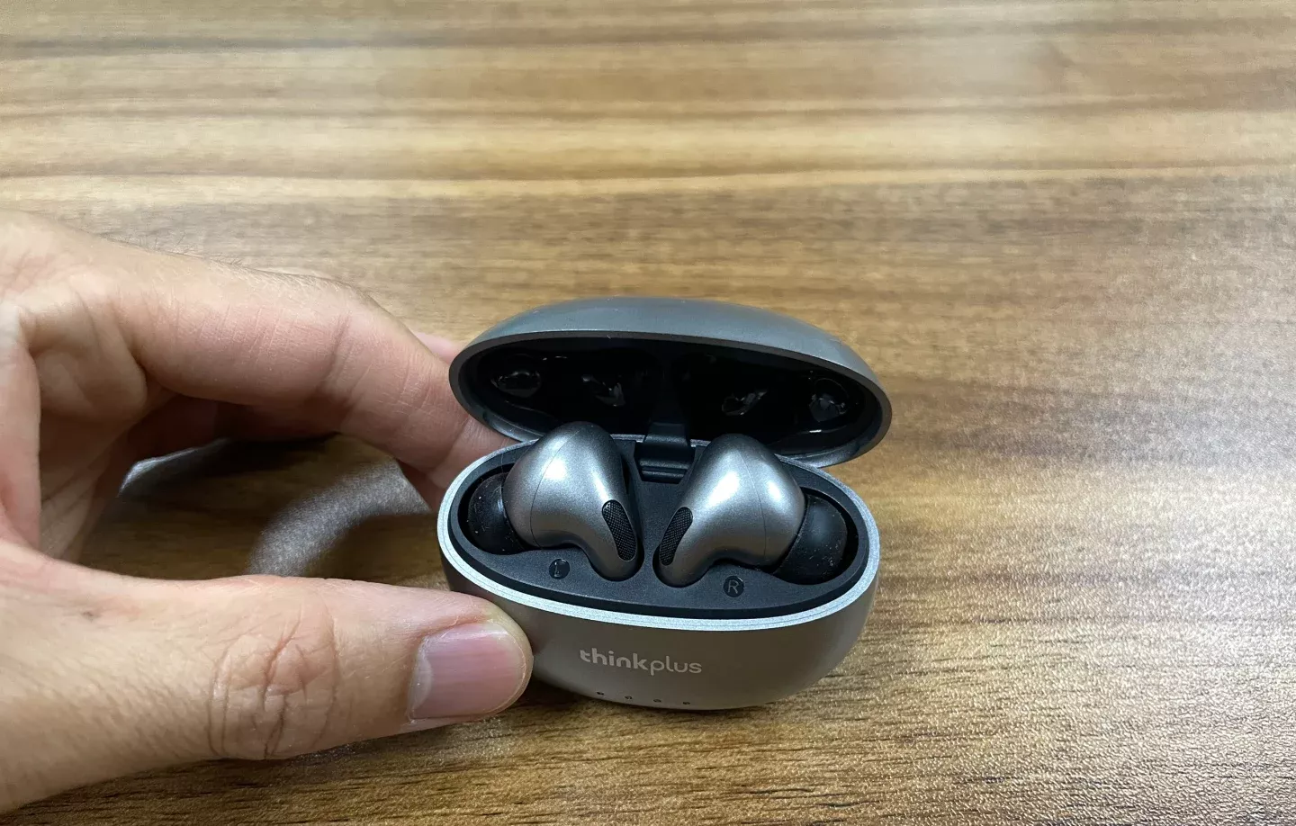 避坑……评（吐）测（槽）两款无线蓝牙耳机 