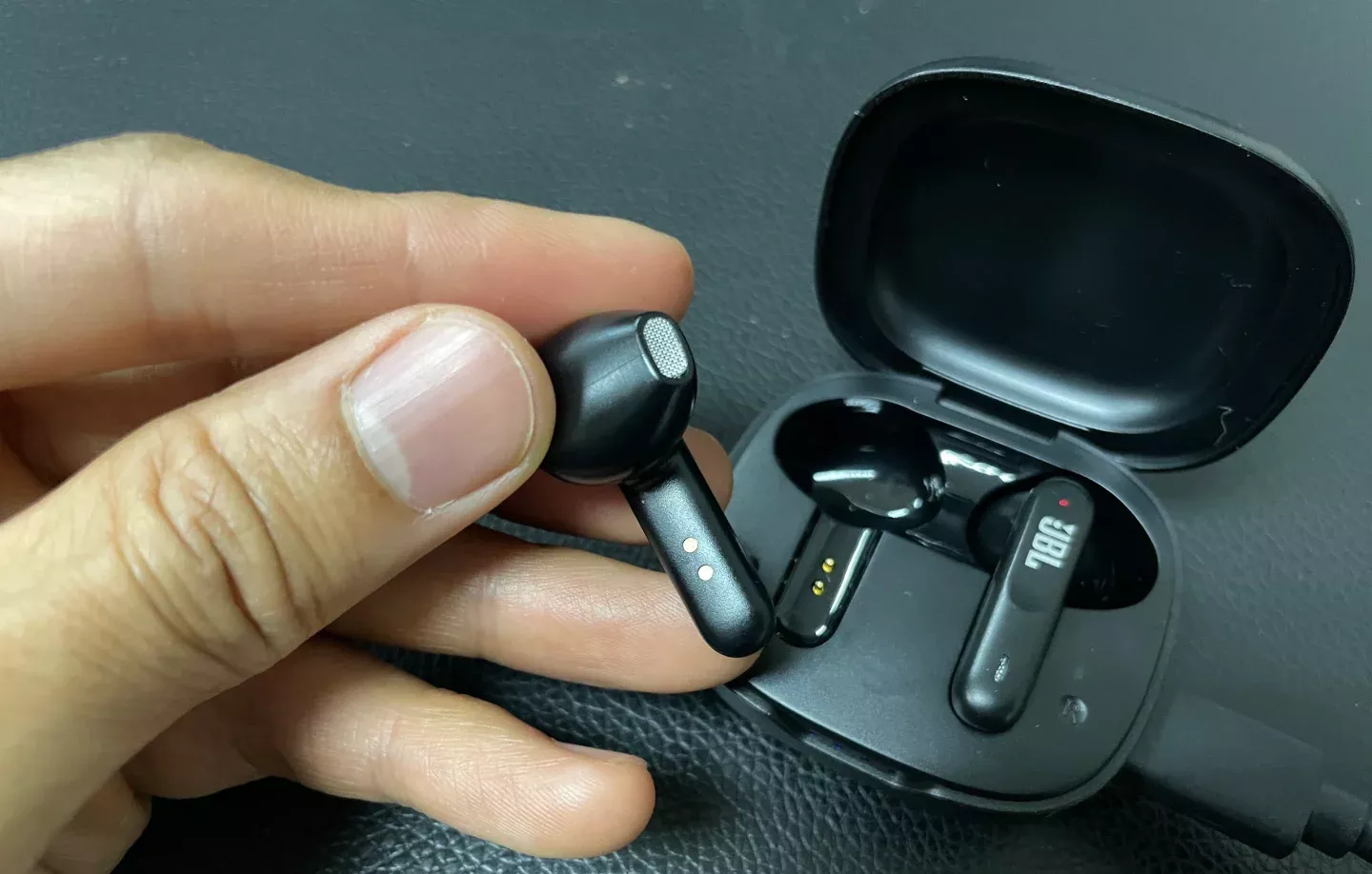 避坑……评（吐）测（槽）两款无线蓝牙耳机 