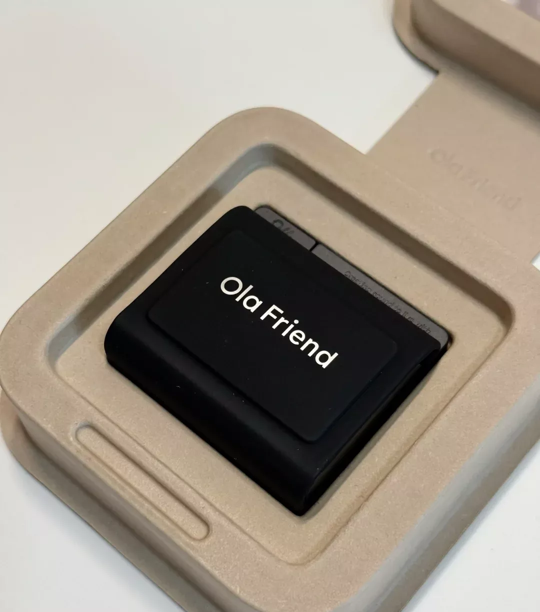 试试豆包智能体耳机Ola Friend 