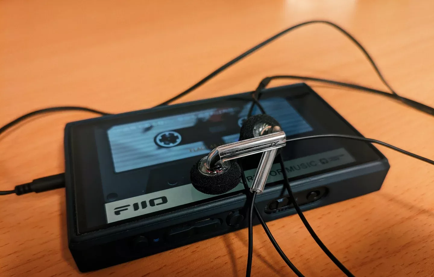 又是一个炒上天的 