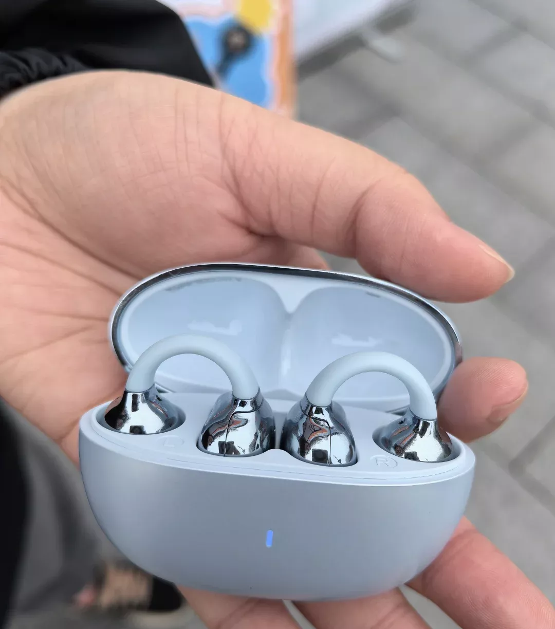 维肯耳机久戴不痛，佩戴舒适音质棒好用！ 