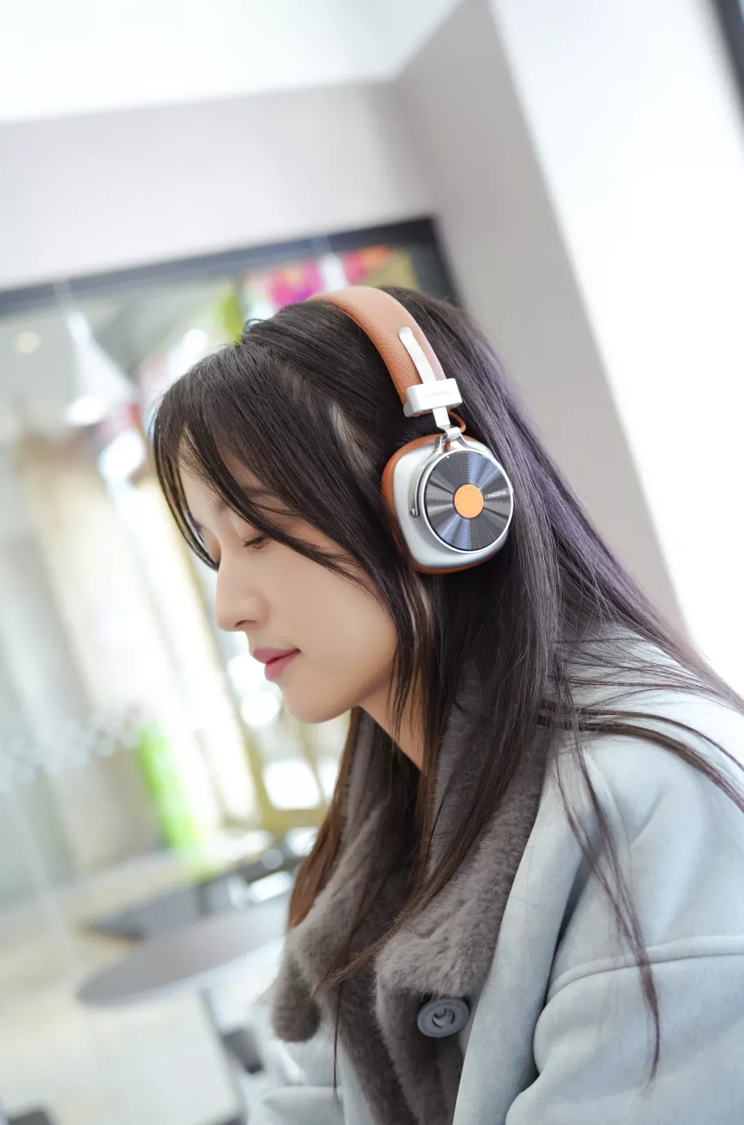 谁能拒绝既是音乐装备又是穿搭神器的复古头 