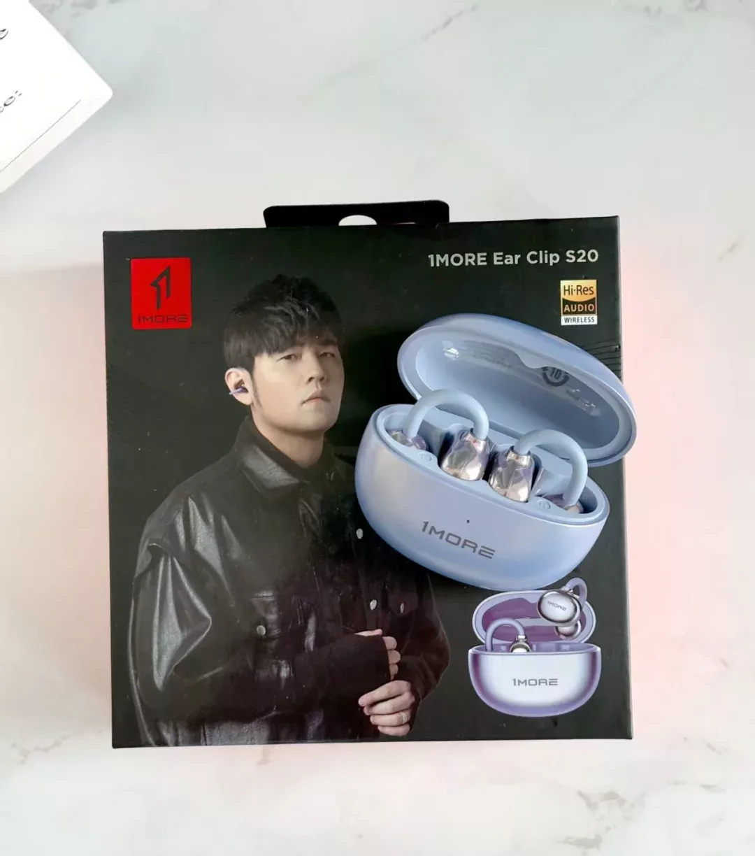 还得是周杰伦同款耳机啊，简直了~ 