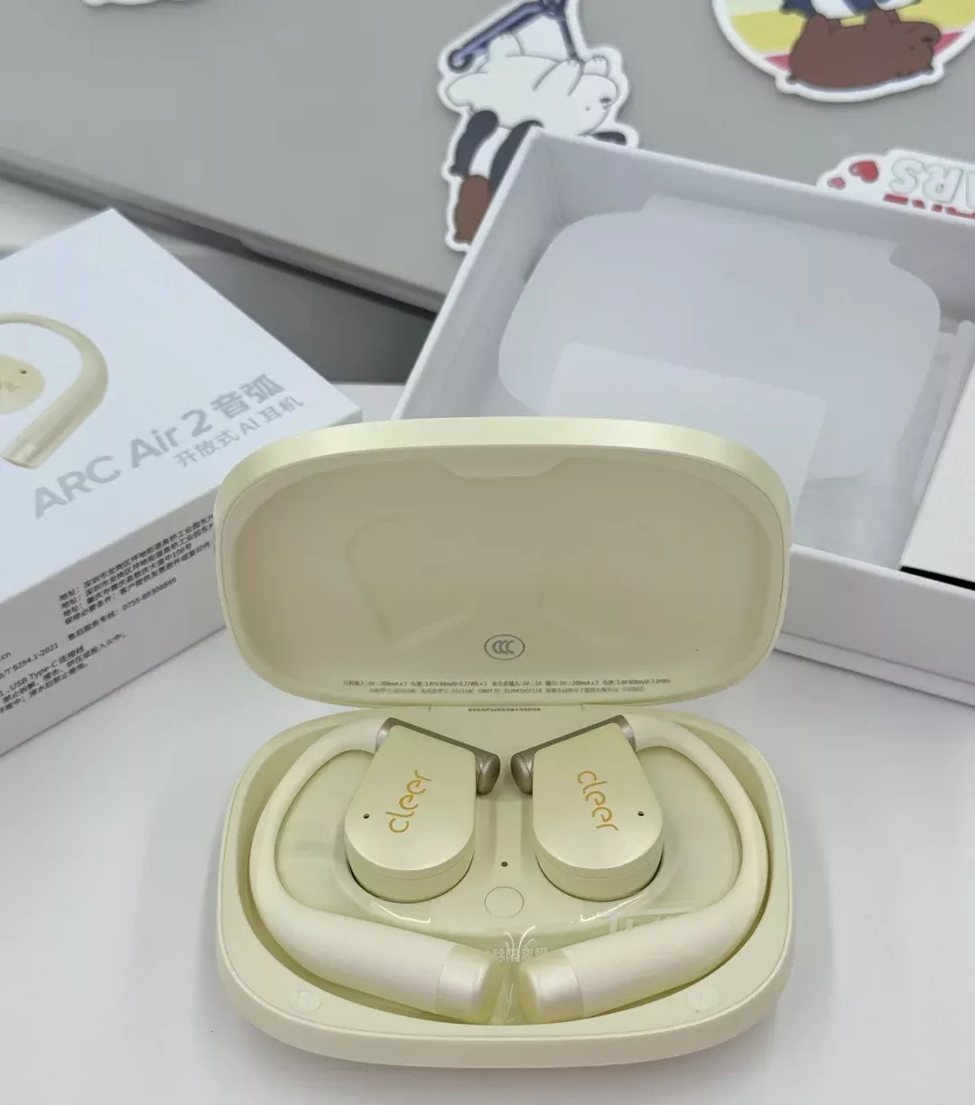 新拆了个奶乎乎的耳机！颜值音质都一绝！ 