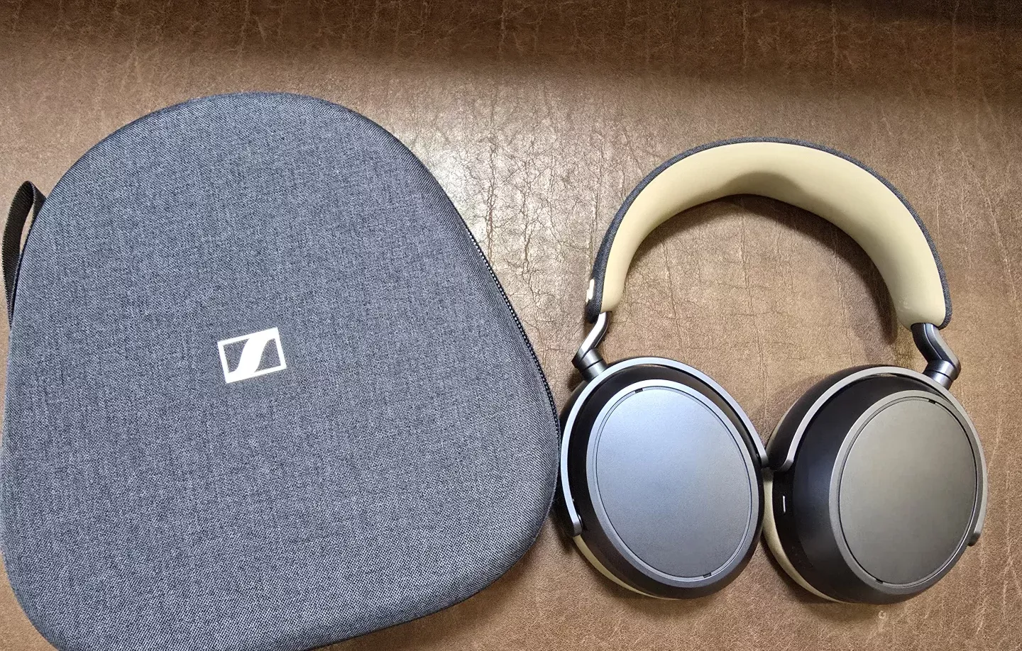 为什么xhs都在安利森海塞尔大馒头4 