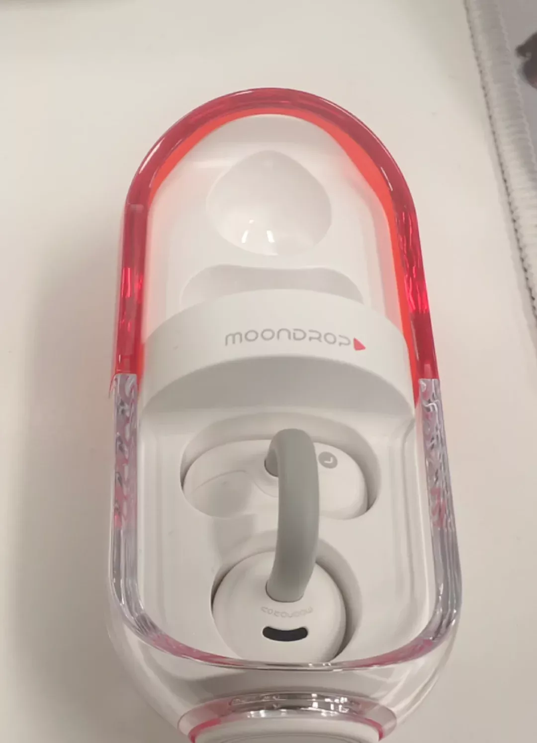 水月雨胶囊耳夹耳机 