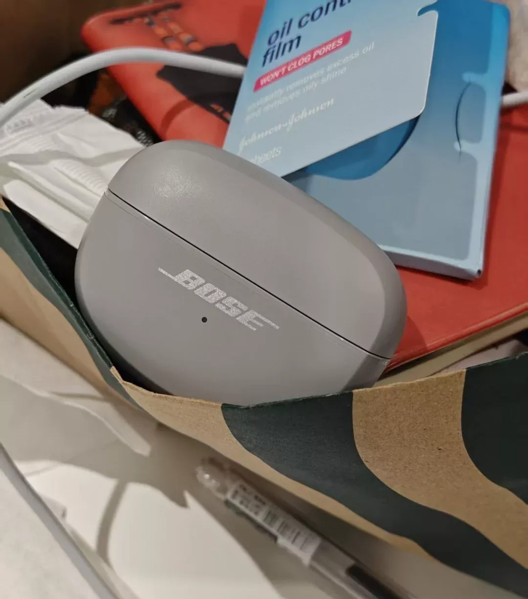 ber咋都开始流行戴不入耳的耳机了？ 