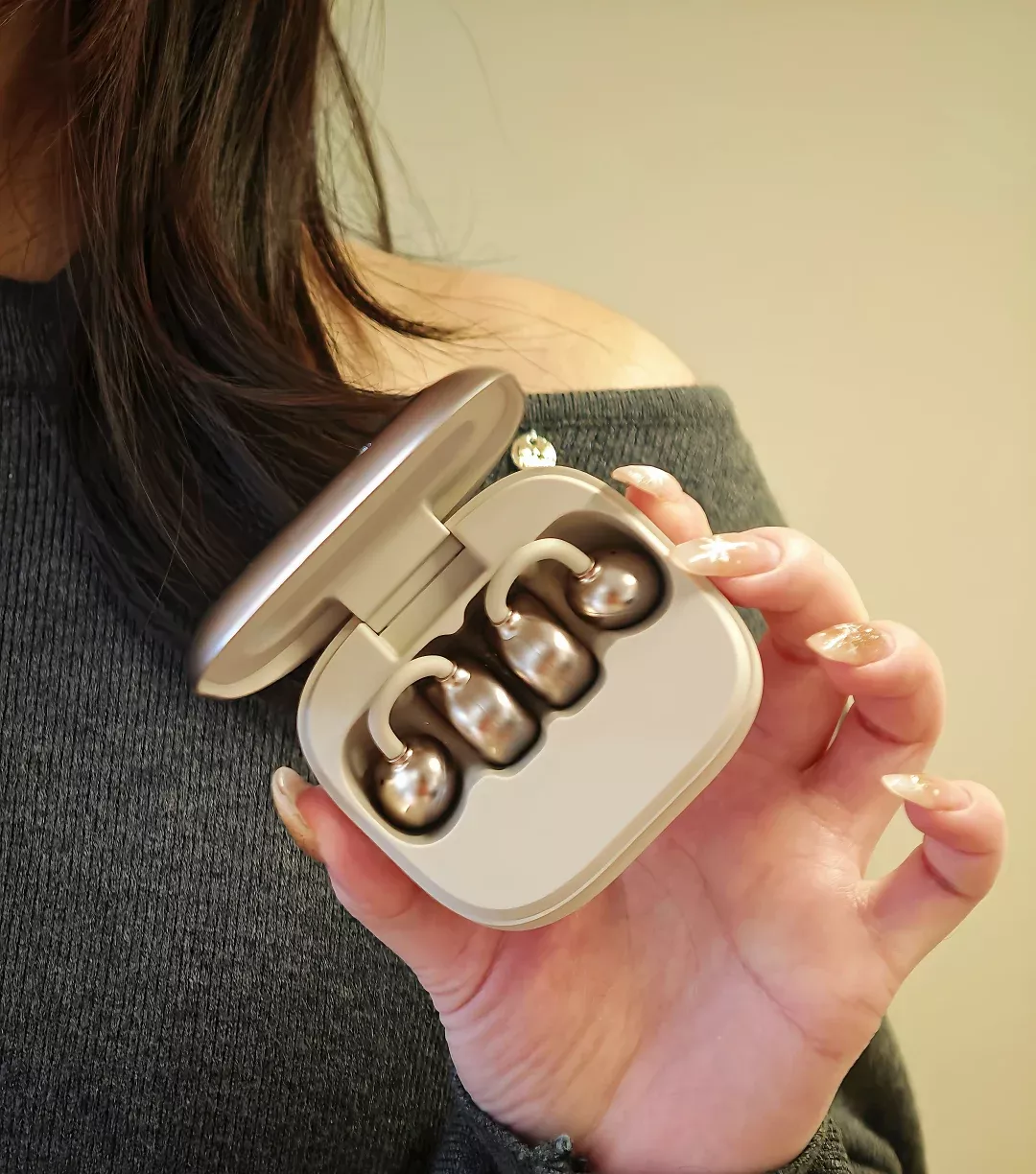 plog&nbsp;|&nbsp;轻到无感！相见恨晚的AI耳机 