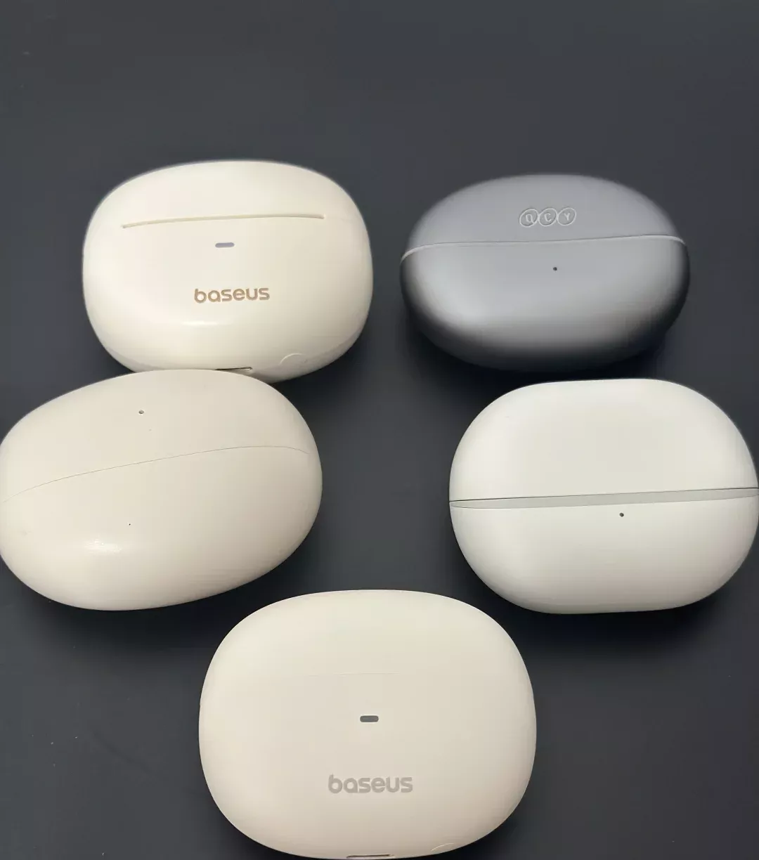 平价耳夹式耳机 