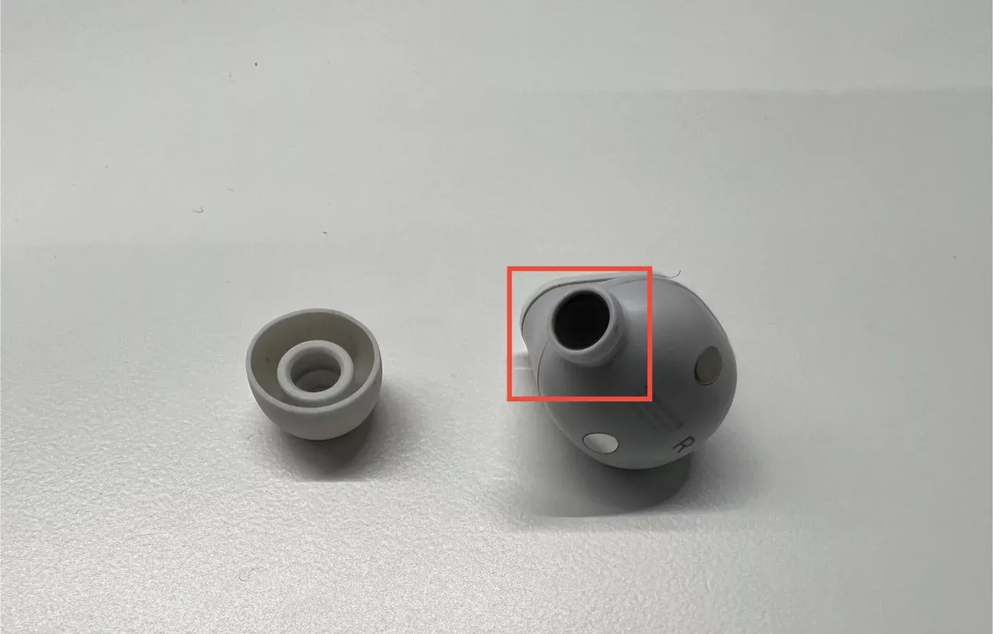 降噪耳机呲啦呲啦响 